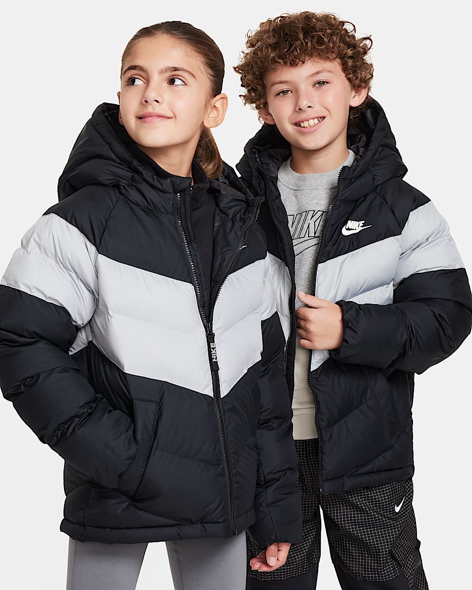 Nike Sportswear Big Kids' Synthetic-Fill Hooded Jacket. Nike JP